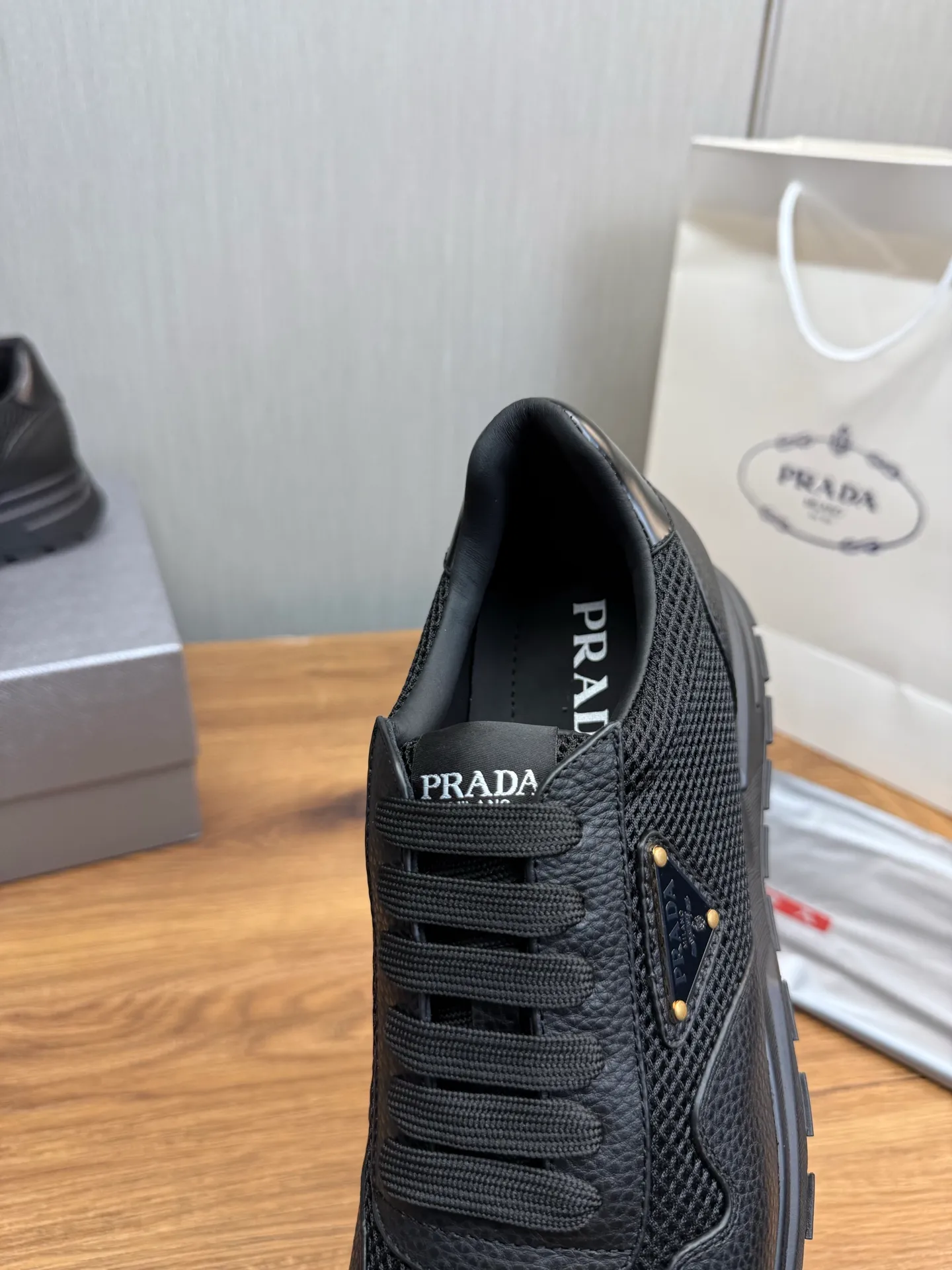 Men's shoes 💰560💰 [PRADA] Men's shoes are popular in the counter, official website is synchronized, 1 high-quality shipment ✔️Original cowhide mesh + cowhide lining, 1🆚1 replica, original sole, 38-45 (45 customized, non-refundable)